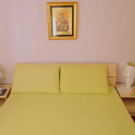 Two Bedroom With Balcony And Sea View * Crikvenica